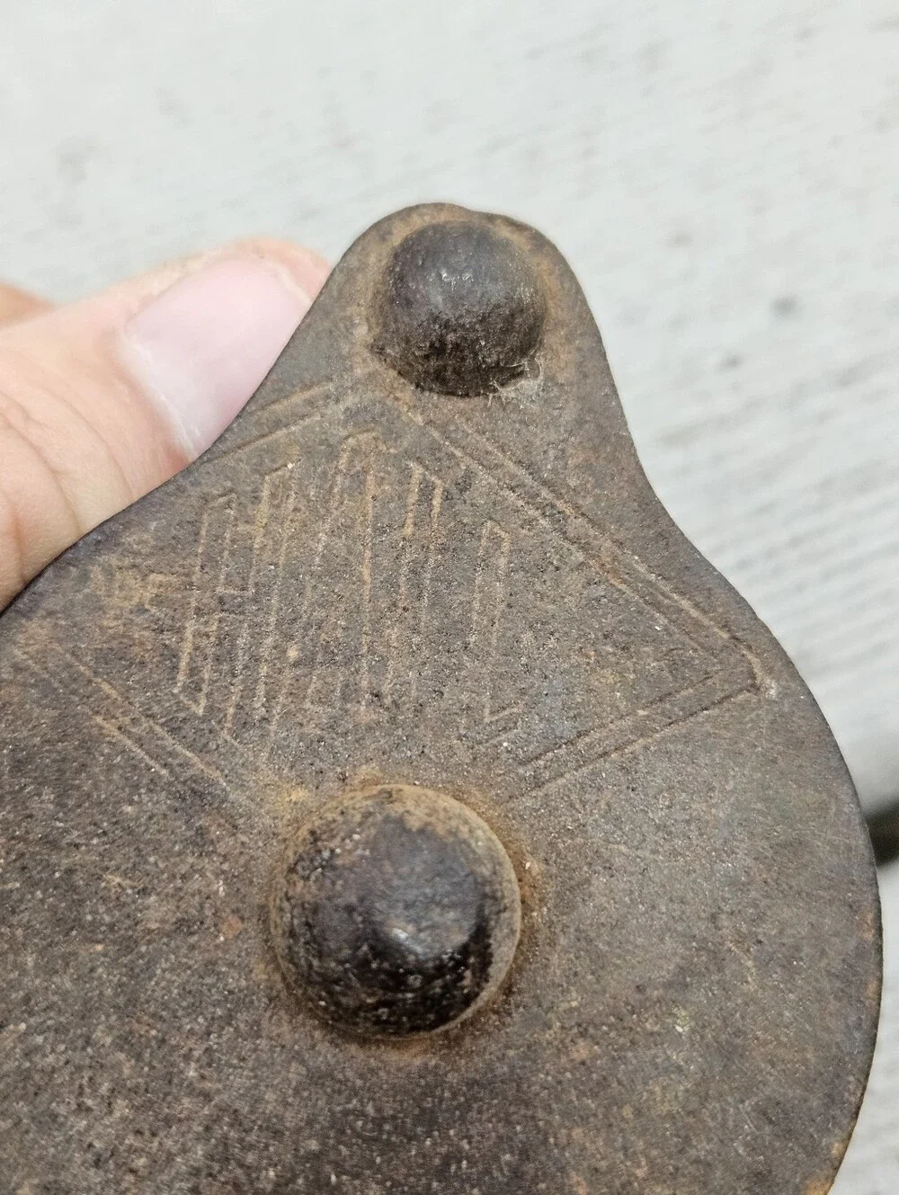 Vintage Antique Metal Barn Pulley with Swivel Hook Block & Tackle Industrial Dec
